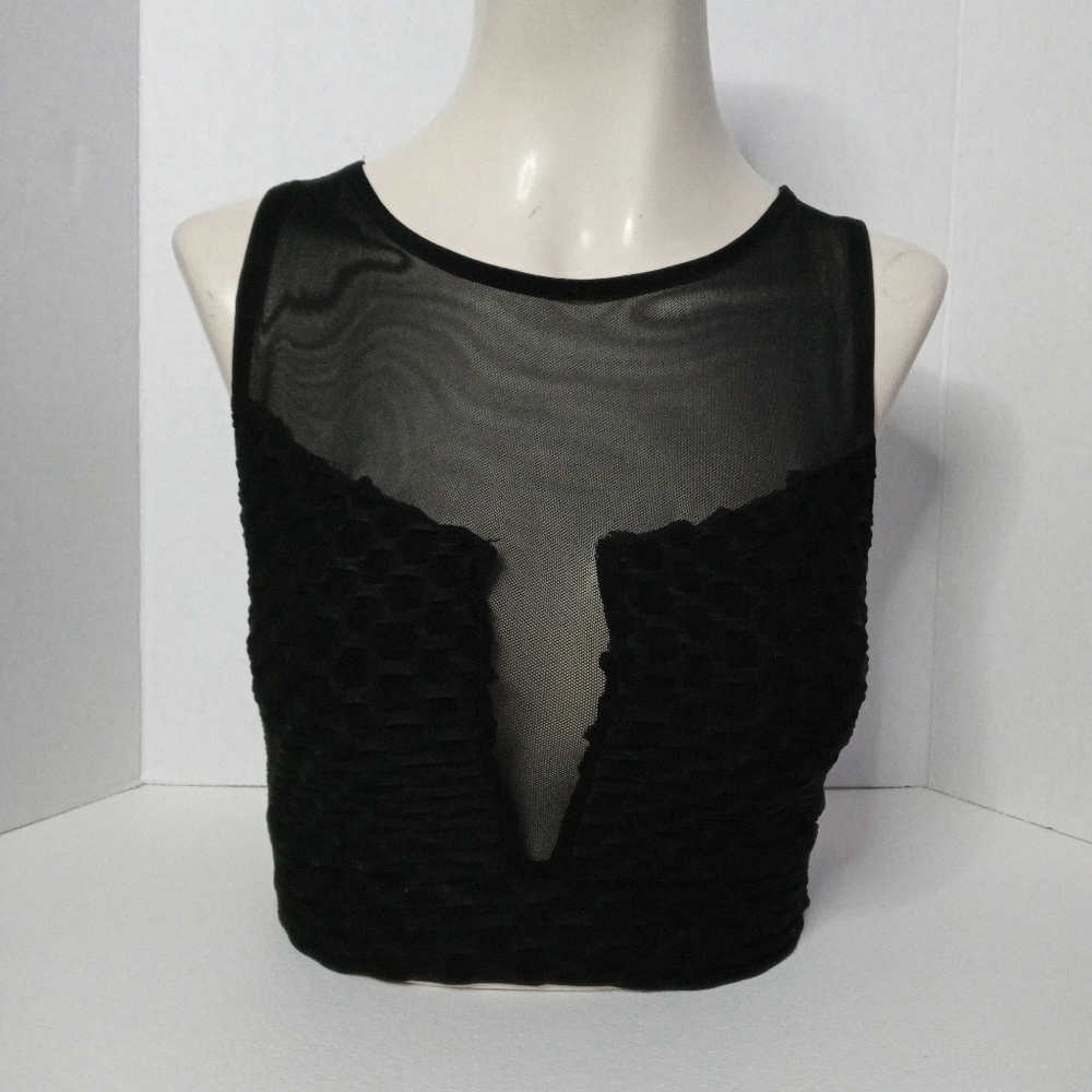 Blashe size S black workout crop top